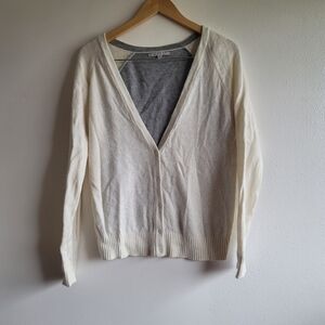 Gap, Angora Wool Blend  Boyfriend V-Neck Cardigan Sweater,Ivory/Grey,Size Medium